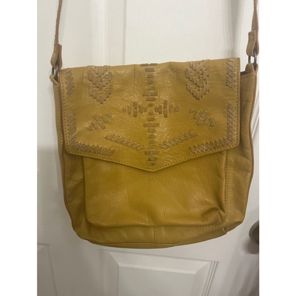 Lucky Brand Rela Whipstitch Large Leather Crossbody Saffron